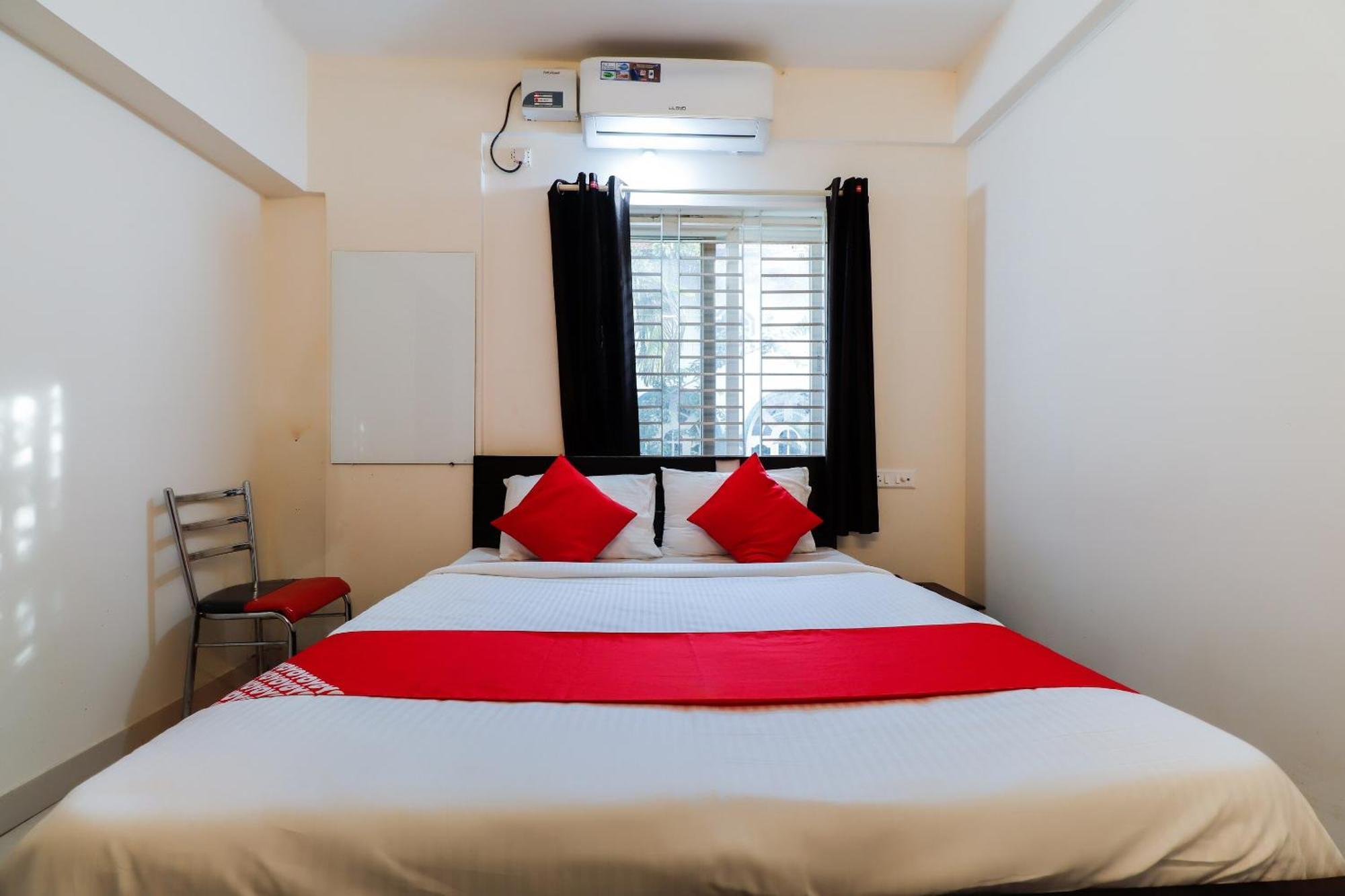 Super Gn Collection O Near Rajajinagar Industrial Estate Hotel Bangalore Exterior foto